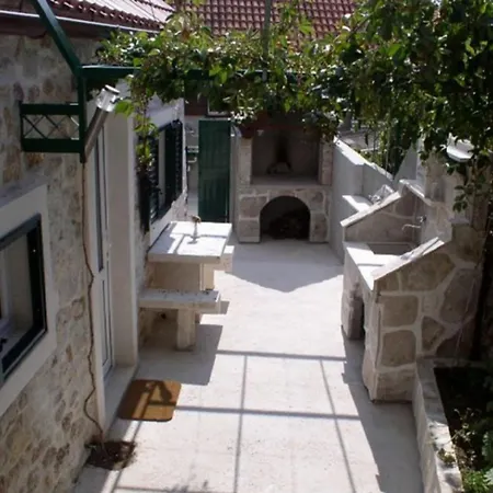 Menego Pensionat 3*