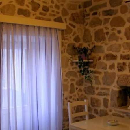 Menego 3*